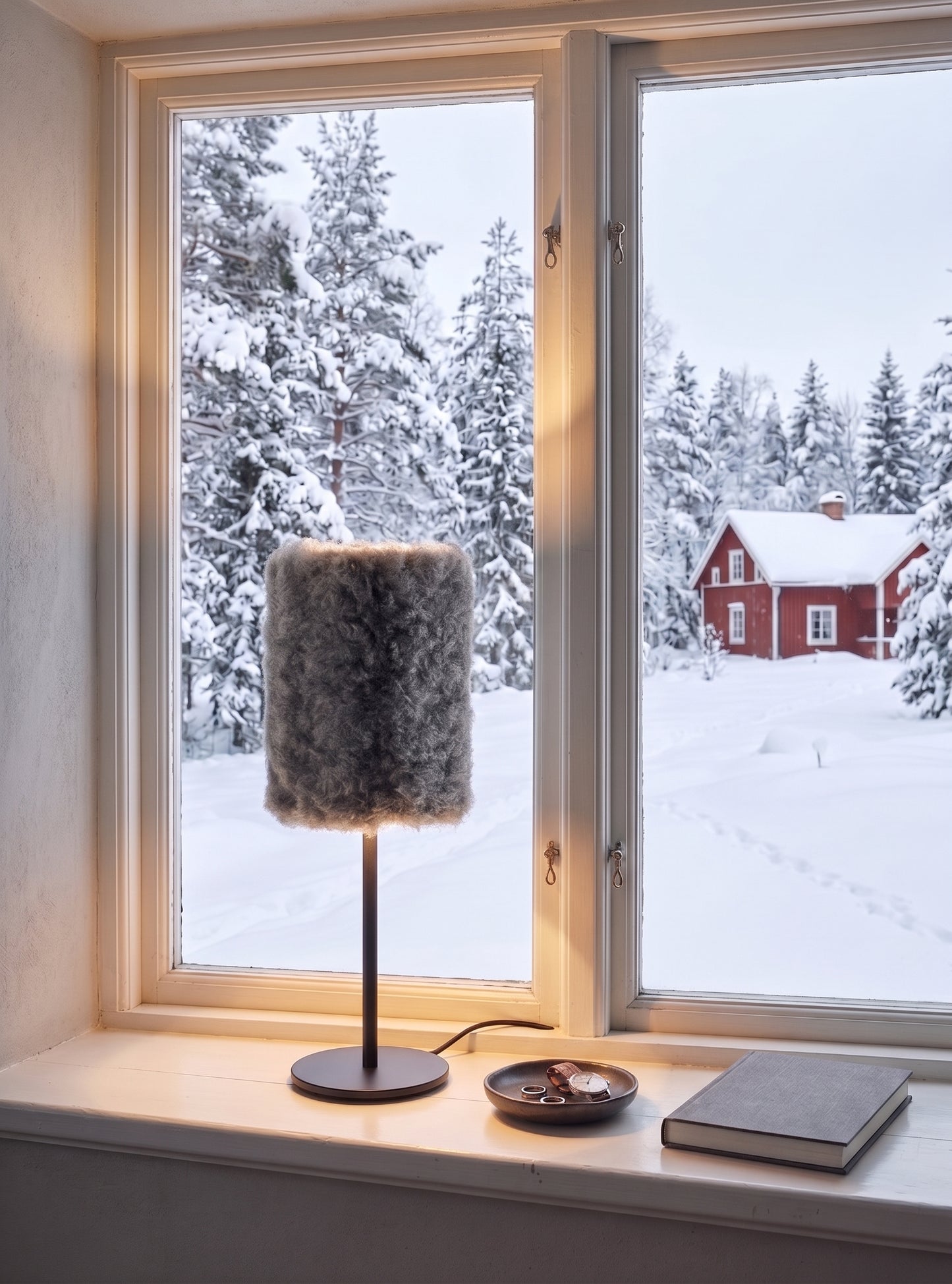 Alpenglow - Table Lamp Sheepskin